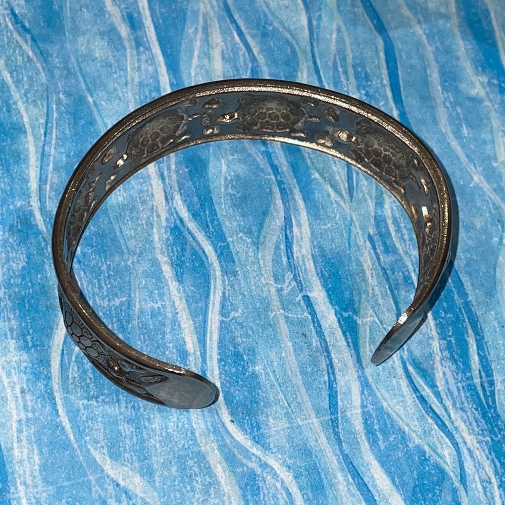 Silver Turtle Bracelet - Picture 5 of 11